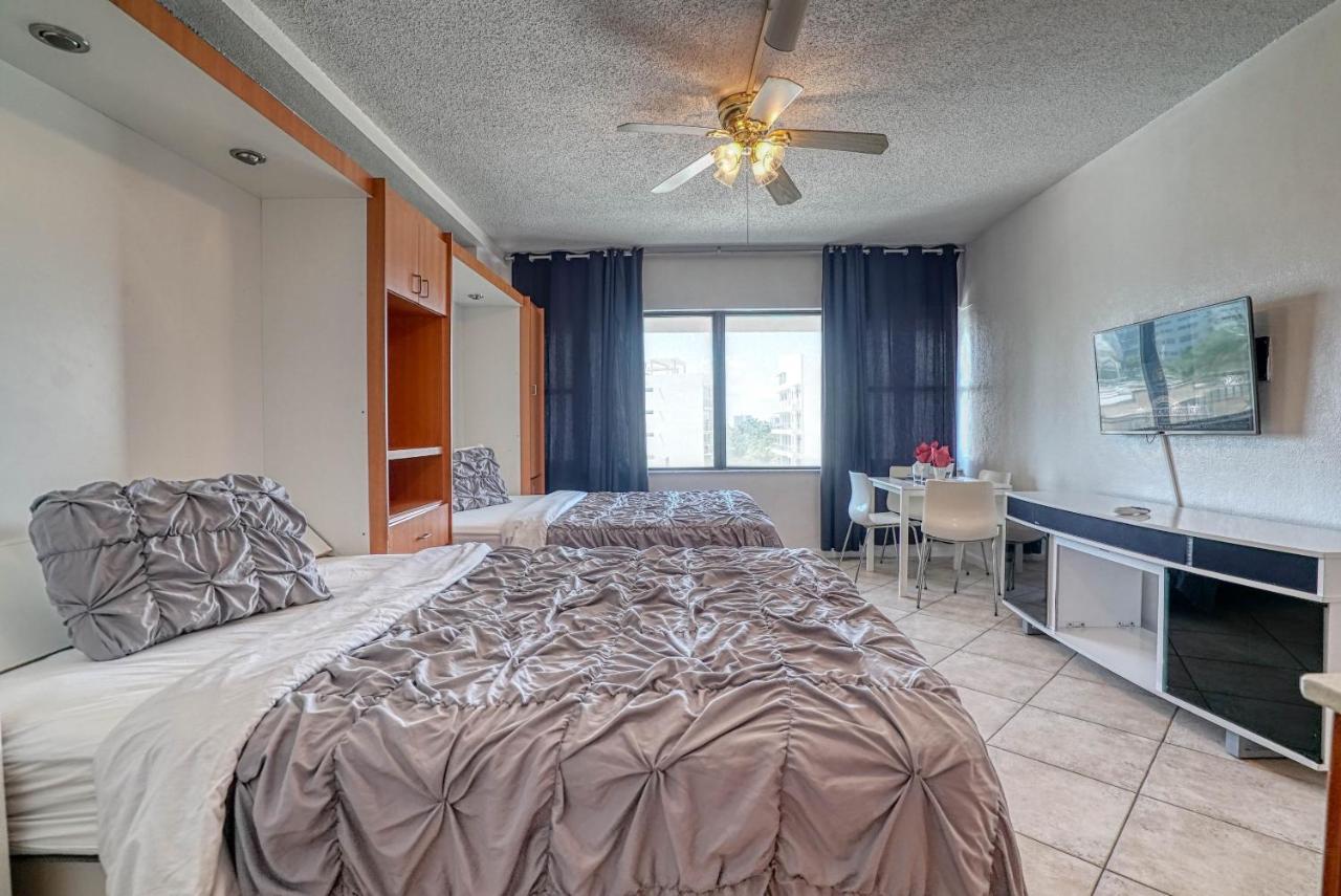 Deluxe Private Studios At The Casablanca Miami Dış mekan fotoğraf